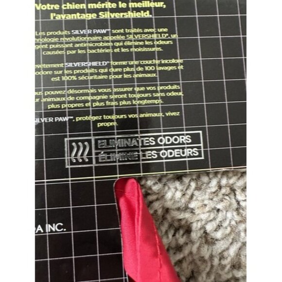 silver paw dog Red Rain Coat Size Medium Full Zip Bungee Cord Eliminate Mold - Picture 14 of 15